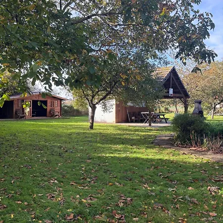 Holiday home Le Des Robins *